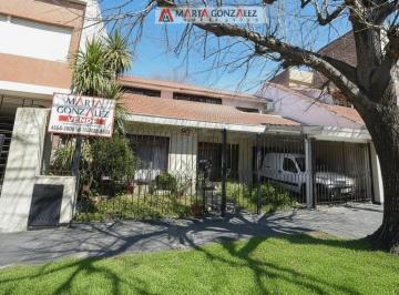 Casa · 220m² · 4 Ambientes · 2 Cocheras · Casa en Venta Villa Sarmiento Cinco Ambietes Zona Ward