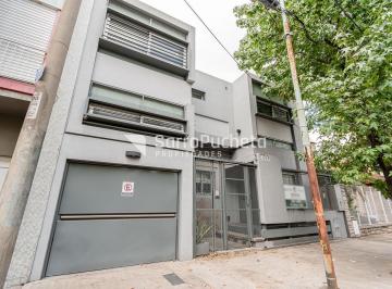 Casa · 210m² · 4 Ambientes · 2 Cocheras · Venta Casa 4 Ambientes con Patio en Haedo Sur