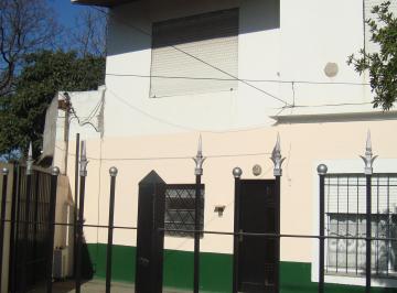 Departamento de 3 ambientes, Almirante Brown · Alquiler de Departamento en Burzaco:3 Amb Primer Piso C/ Entrada Auto y Terraza