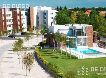 Departamento · 75m² · 3 Ambientes · 2 Cocheras · Venta Departamento en Planta Baja 3 Ambientes con Jardín y Parrilla con Renta - Praderas de Santa Bár