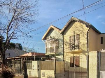 Casa · 64m² · 4 Ambientes · 1 Cochera · Venta. Duplex 2 Dorm.. Patio. Cochera. Parrillero