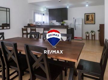 Departamento · 140m² · 3 Ambientes · Departamento 5 Dorm. Venta Macrocentro