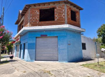Casa · 83m² · 1 Ambiente · 1 Cochera · Venta de Propiedad en Lote Propio. Financio.