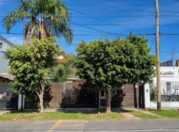 Casa · 80m² · 3 Ambientes · Casa en Venta en Ricardo Rojas, Tigre, G. B. a. Zona Norte