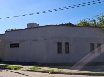 Casa · 173m² · 6 Ambientes · 1 Cochera · Venta Casa en Barrio El Pozo