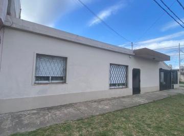 Casa · 145m² · 4 Ambientes · 2 Cocheras · Venta Casa 4 Amb en San Fco. Solano - Reciclada