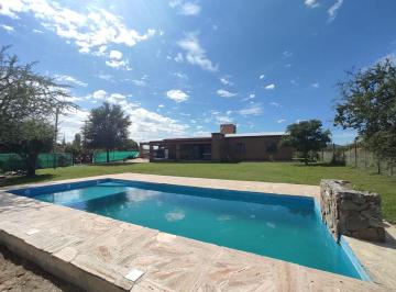 Casa · 110m² · 4 Ambientes · 2 Cocheras · Venta Casa 3 Dorm. en Los Espinillos
