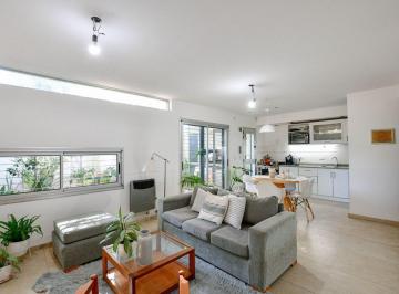 Casa · 82m² · 3 Ambientes · 1 Cochera · Casa en Venta La Plata 2 Dormis Cochera Apto Banco
