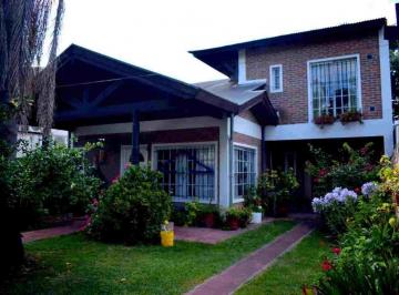 PH · 130m² · 4 Ambientes · 1 Cochera · Venta PH Independiente 4 Ambientes Los Polvorines
