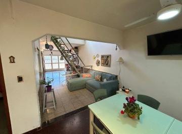 Casa · 173m² · 4 Ambientes · 1 Cochera · Casa de 3 Dorm. a Dos Cuadras de Rondeau