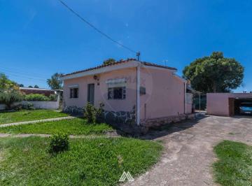 Casa · 97m² · 3 Ambientes · 1 Cochera · Venta Casa 2 Dorm. en Toledo