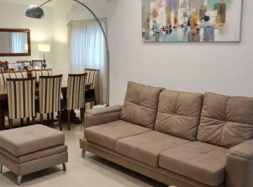 PH · 178m² · 5 Ambientes · 1 Cochera · Casa Venta 5 Ambientes La Lucila