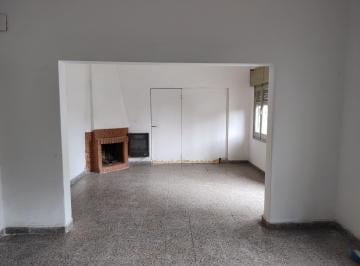 Casa · 130m² · 6 Ambientes · 1 Cochera · Casa 3 Dorm. Cochera San Vicente