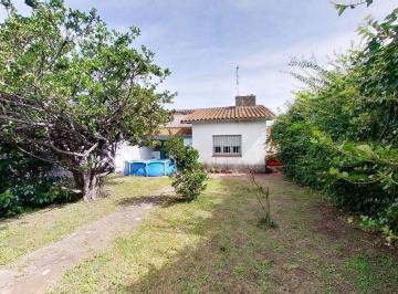 Casa · 112m² · 3 Ambientes · 1 Cochera · Venta Casa 3 Ambientes Apta Credito Quilmes