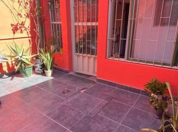 Casa · 44m² · 3 Ambientes · Venta Departamento 1 Dormitorio con Patio