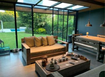 Casa · 520m² · 10 Ambientes · 2 Cocheras · Venta Casa Premium Lomas de San Isidro