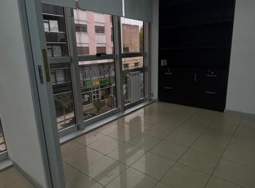 Oficina comercial · 90m² · 1 Cochera · Oficina en Microcentro