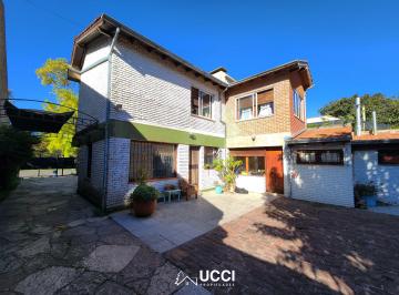Casa de 4 ambientes, Mar del Plata · Venta Chalet con Gran Lote. Los Troncos. Almafuerte 1100