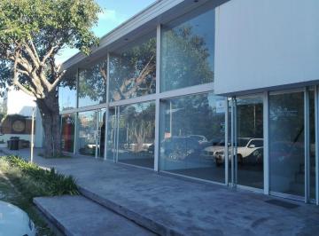 Local comercial · 60m² · 1 Ambiente · Local en Alquiler en Cno Belgrano Entre 484 y 485 - Gonnet
