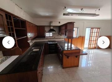 Edificio · 849m² · Galpon Comercial Venta o Permuta en Monte Castro