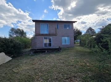 Casa de 3 ambientes, Villa General Belgrano · Se Vende Casa 2 Dorm., Calle Perú - Bº El Alto - Villa General Belgrano