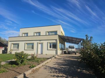 Casa de 7 ambientes, Trevelín · Casa en Loteo "Nueva Gales"