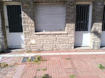Departamento de 3 ambientes, Lanús · Departamento PH de 3 Ambientes en Planta Baja Al Frente con Entrada Independiente