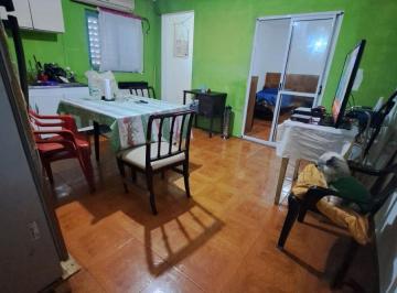 PH · 49m² · 2 Ambientes · Aristóbulo del Valle 600 P1ero. X Escalera. PH 2 Amb. Más Escritorio. Lavadero Indep.