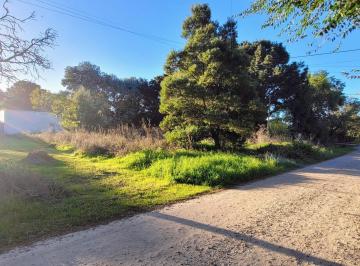 Terreno · 562m² · Amplio Lote en Barrio Acantilados Sobre Calle 28, Esquina 501