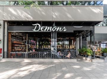 Local comercial · 392m² · 32 Cocheras · Sensacional Local Sobre Av Libertador en Martinez.