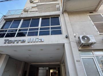 Departamento de 5 ambientes, Resistencia · Arturo Illia 664