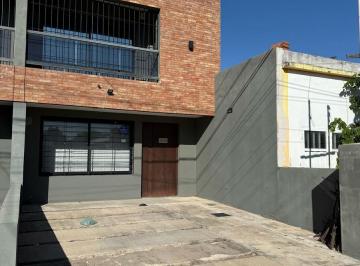 Casa · 144m² · 3 Dormitorios · 2 Cocheras · Venta Duplex - 3 Dorm. - B° Los Platanos