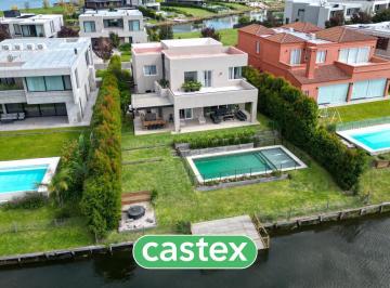 Casa · 322m² · 3 Dormitorios · Casa Al Lago a La Venta en Virazon Nordelta