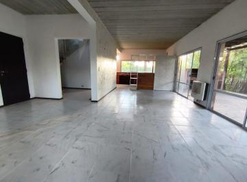 Casa · 160m² · 4 Ambientes · 2 Cocheras · Casa en Venta La Cuesta Manzanares con Pileta