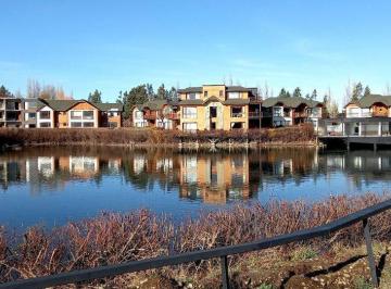 Departamento · 50m² · 2 Ambientes · 1 Cochera · Excepcional Vista Al Lago Nahuel Huapi y Cerros.