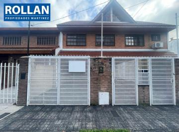 Casa · 125m² · 5 Ambientes · 1 Cochera · Casa en Alquiler 5 Amb en Carapachay