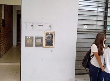 Local comercial · 42m² · Alquiler Local Apto Oficina o Comercial en G, Cruz