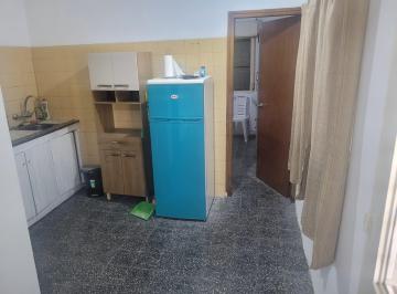 Casa · 170m² · 3 Ambientes · 5 Cocheras · Casa en Sayago a m de Av Garzòn