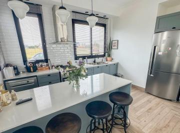 Casa · 194m² · 4 Ambientes · 2 Cocheras · Casa en Alquiler por 24 Meses, en Casona del Haras, Mar del Plata