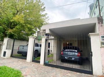 ALE-ALE-10470_2 · Venta - Casa - 4 Dorm. - Jose Leon Suarez
