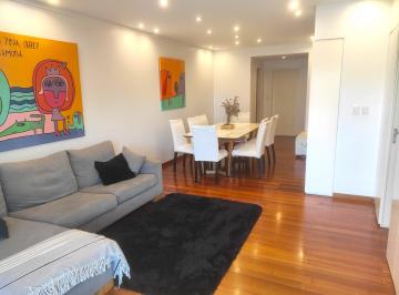 Departamento de 4 ambientes, Belgrano · Excelente 4 Ambientes + Dependencia con Cochera - Belgrano - Apto Credito