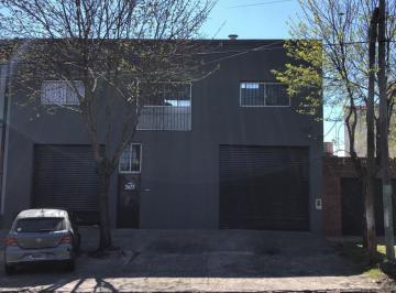 Bodega-Galpón · 340m² · 4 Ambientes · 4 Cocheras · Galpon Deposito Quilmes Trifasica Planos Fosa Sobre Av
