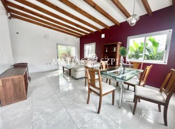MSB-MS2-8401_2 · Casa 4 Ambientes. | Fitz Roy 3615