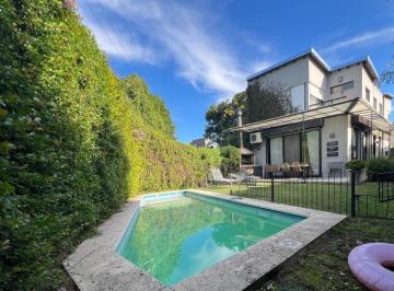 Casa · 192m² · 4 Ambientes · Venta Casa 4 Amb La Claridad Beccar con Pileta y Galeria
