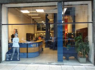 Oficina comercial · 270m² · 6 Ambientes · Local Comercial - Recoleta - Venta con Renta