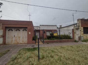 Casa de 4 ambientes, Bahía Blanca · Venta Casa B° San Martin