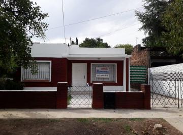 Casa de 3 ambientes, Almirante Brown · Alquiler de Casa en Burzaco