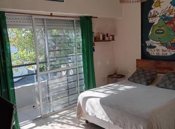 PH · 46m² · 2 Ambientes · 1 Cochera · PH en Venta - 1 Dormitorio 1 Baño - Cochera - Avellaneda