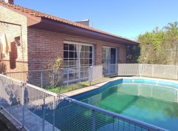 Casa · 180m² · 5 Ambientes · 1 Cochera · Casa - Tolosa