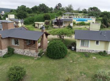 Terreno · 700m² · 8 Ambientes · 10 Cocheras · Venta de Complejo de Cabañas con La Mejor Calificación en Todos Los Portales - 8 Cabañas - 10.000 m²